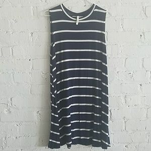 EUC Summer Shift Navy and White